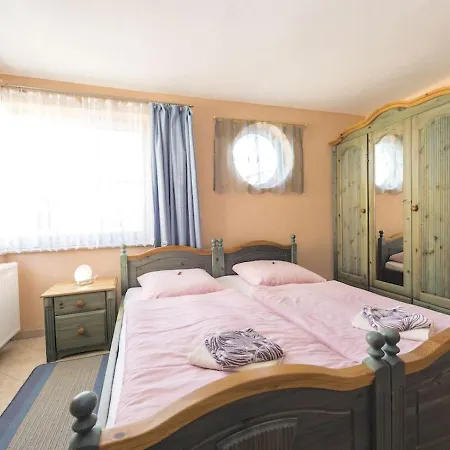 Villen-appartem M Balkon Im Goehrener Ostseebad Vml 07-08
